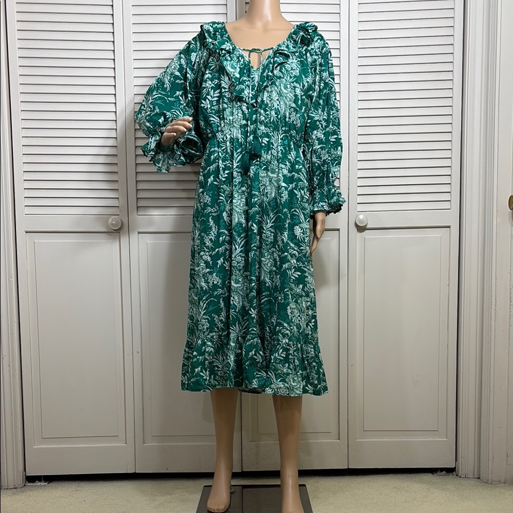 Mille Resort and Travel Celeste Midi Dress In Jade Paradise Floral Print Large